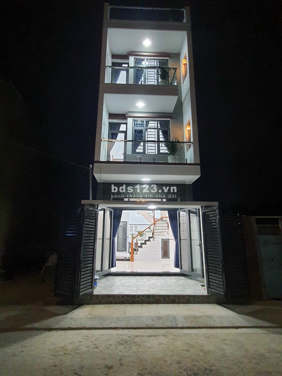 Bán nhà mới đường số 8 Linh Xuân Thủ Đức TPHCM, LH 0909428959