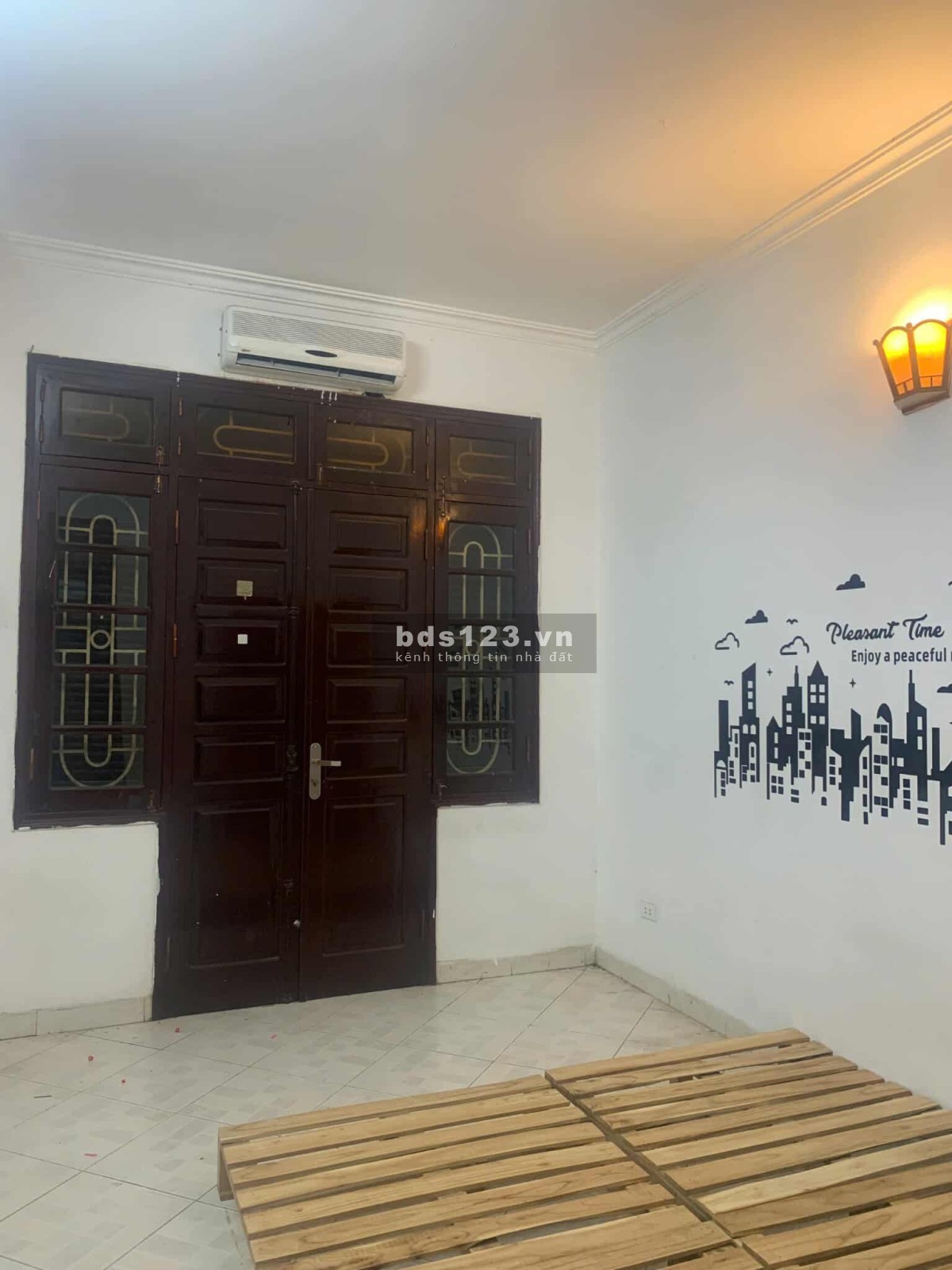 ( Ở Nhóm) Cho thuê nhà 43 Trung Kính + 204 Trần Duy Hưng 50mx4T 5PN…