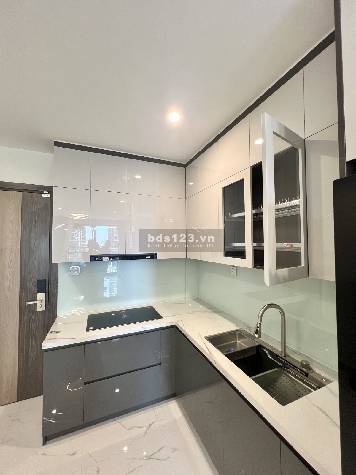 Cho thuê căn hộ 3PN new 100% khu Glory Heights, tại chung cư Vinhomes…