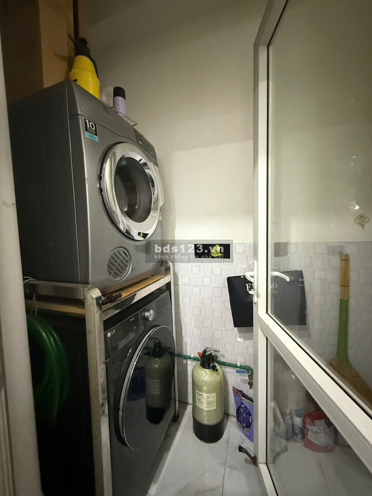 Cần bán căn hộ chung cư view hồ tại HH03D Khu B2.1 (5 tòa mới…