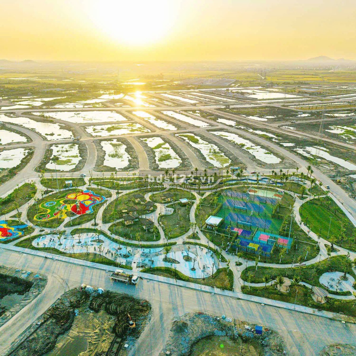 Chỉ hơn 5 Tỷ sở hữu ngay căn liền kề Vinhomes Dương Kinh