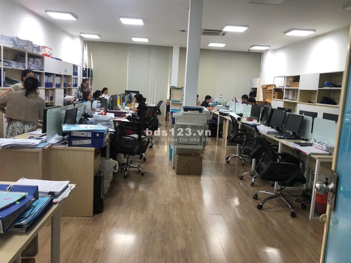 CHO THUÊ LẦU 2 & 3 – MẶT TIỀN ĐƯỜNG LỚN567 LÝ THƯỜNG…