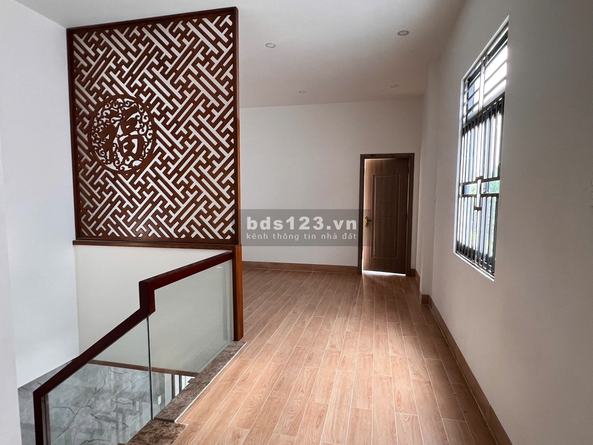 Bán Nhà liền kề1 Trệt 1 Lầu Cách Trường FPT 500m – KĐT5A…