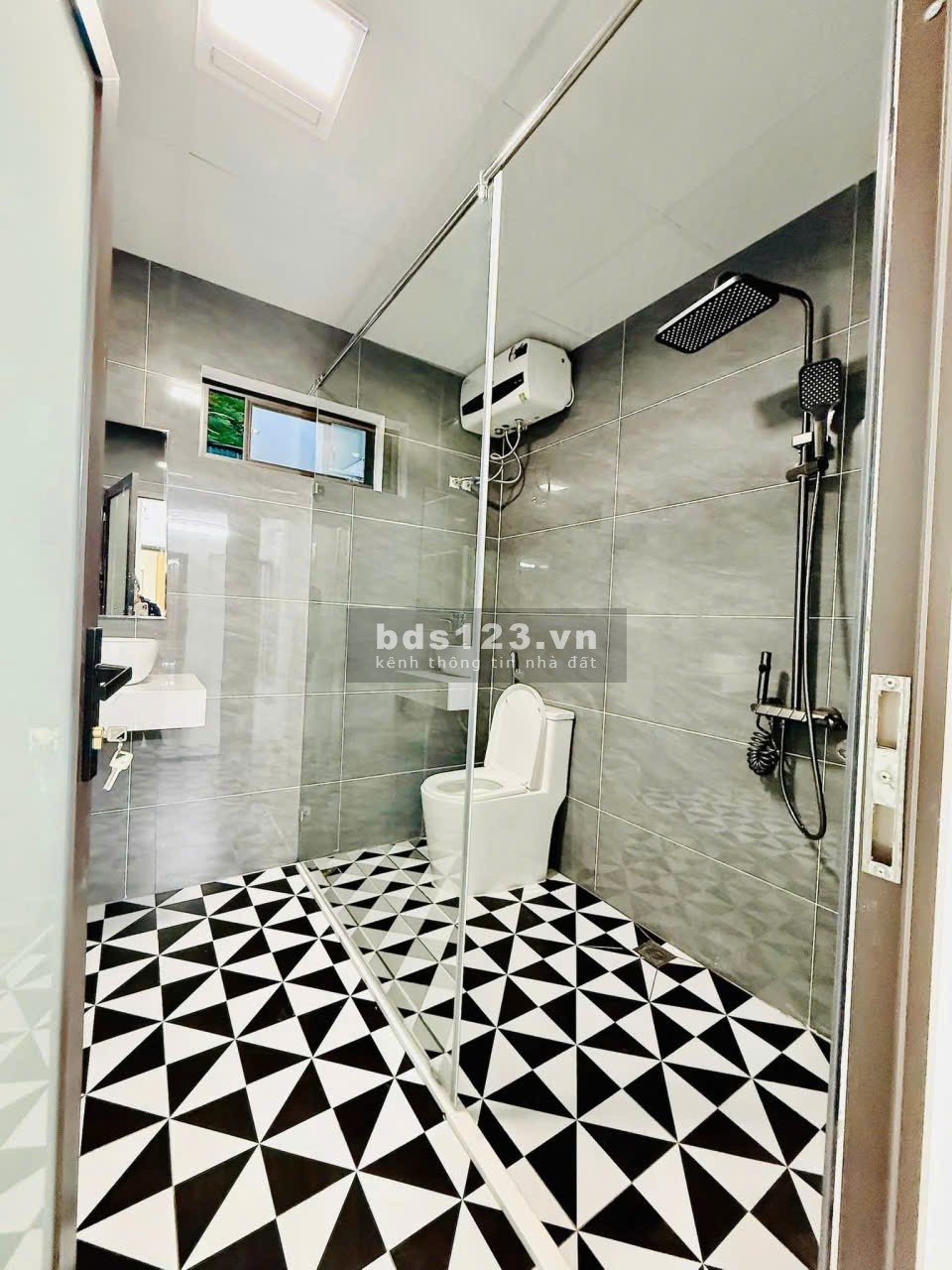 Bán Nhà Minh Khai – 31m2 – 1 Nhà Ra Phố Oto Tránh – Ngõ Ô Tô…