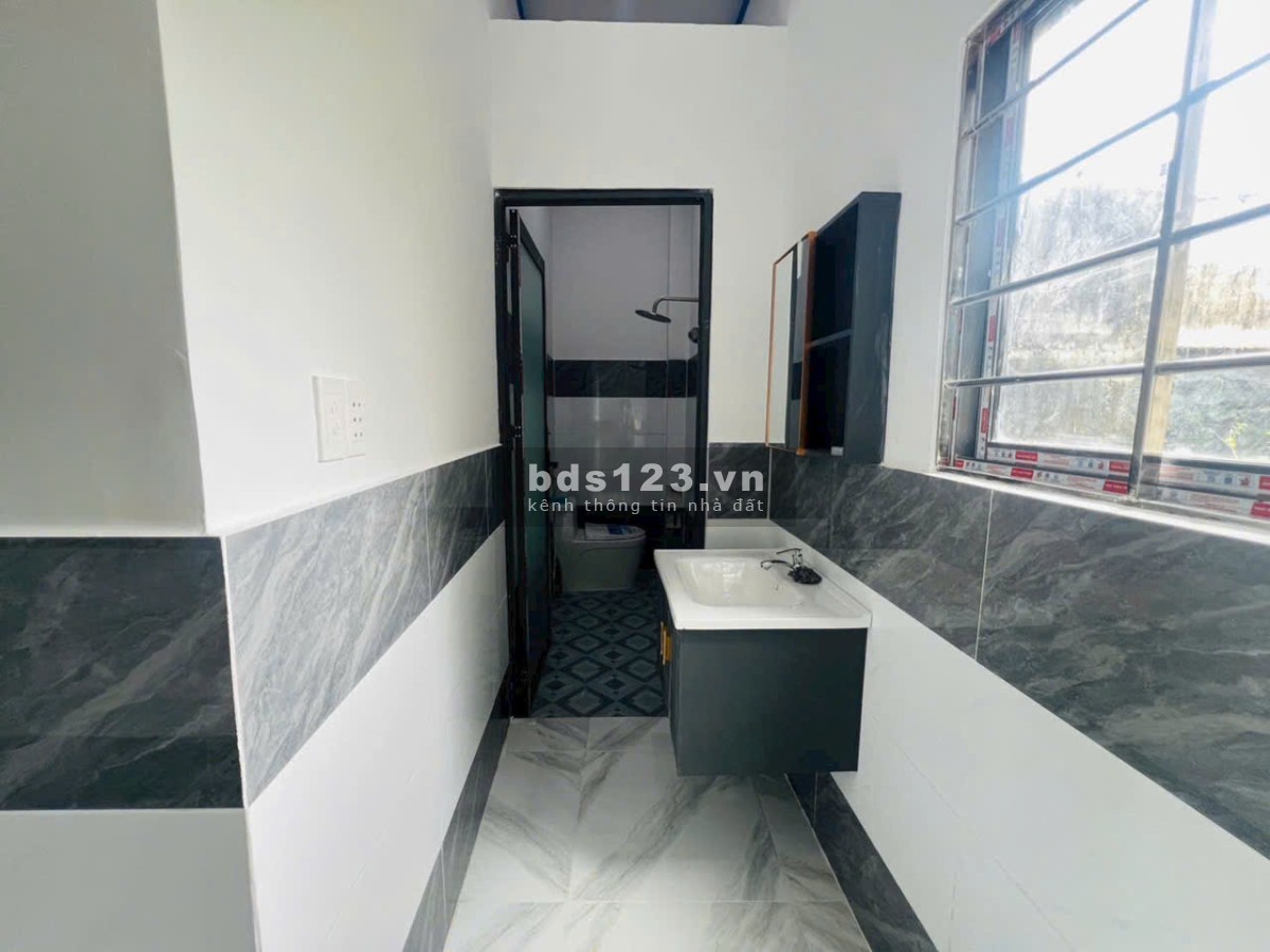 Nhà chính chủ bán gấp đi Mỹ – DT 80m², giá 750 triệu, SHR