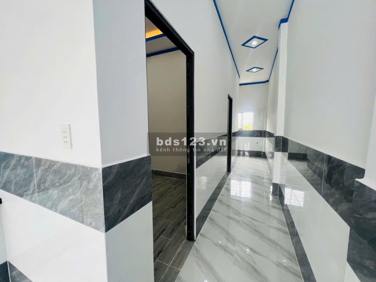 Nhà đẹp chính chủ, sổ riêng, gần chợ – DT 80m², giá 700…