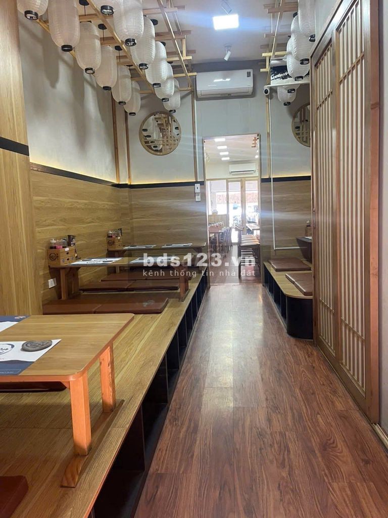 Cho thuê nhà mặt bằng 140 m² mặt tiền 61 Phan Huy Ích, P. 15, Q.…