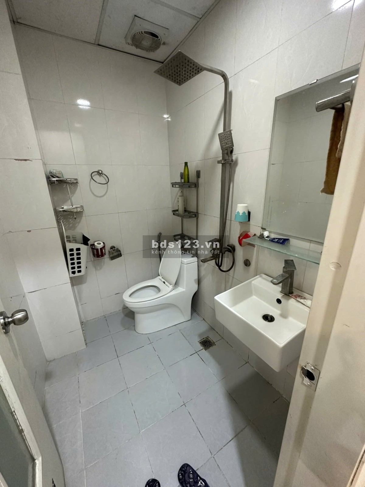 Chính chủ bán căn hộ 67m2 2Ngủ, 2VS HH3 Linh đàm hoàng mai HN