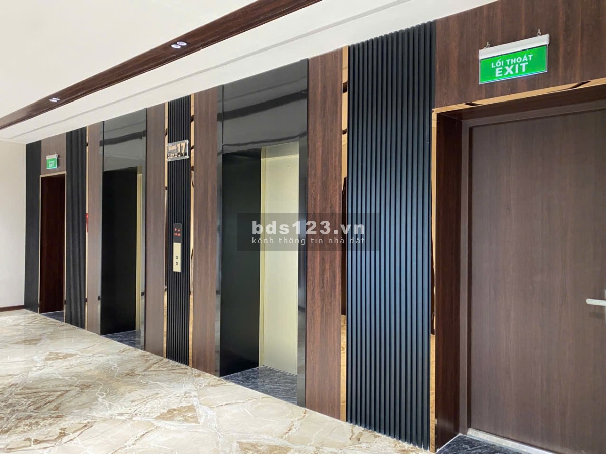 Văn phòng view Hồ Tây, Văn Cao, Thụy Khuê