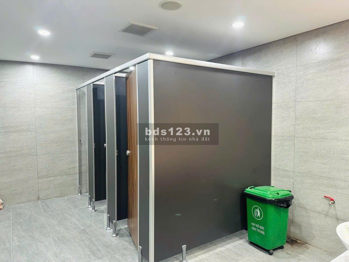 Văn phòng view Hồ Tây, Văn Cao, Thụy Khuê