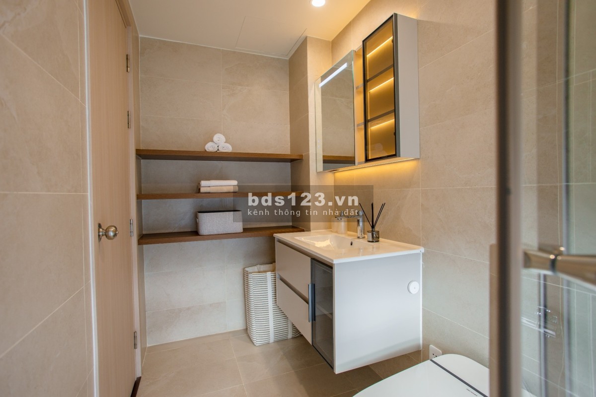 Bán nhà phố giá rẻ chỉ 1 tỷ 3 – nhận nhà ngay Cần Giuộc,…