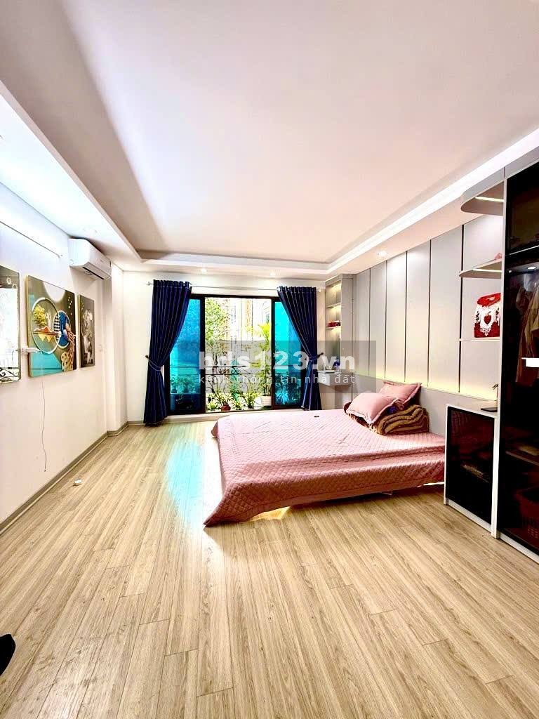 6 #TẦNG THANG MÁY MỚI KÍNH KOONG - NGÕ THÔNG TỨ TUNG - VF3…