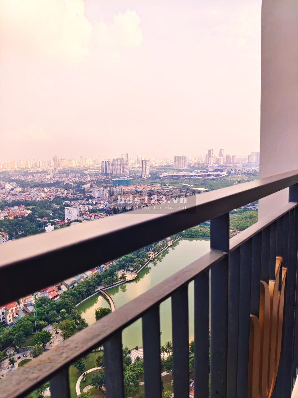 Không gian sống 5 sao nhìn ra hồ, công viên, SVĐ Mỹ Đình,…