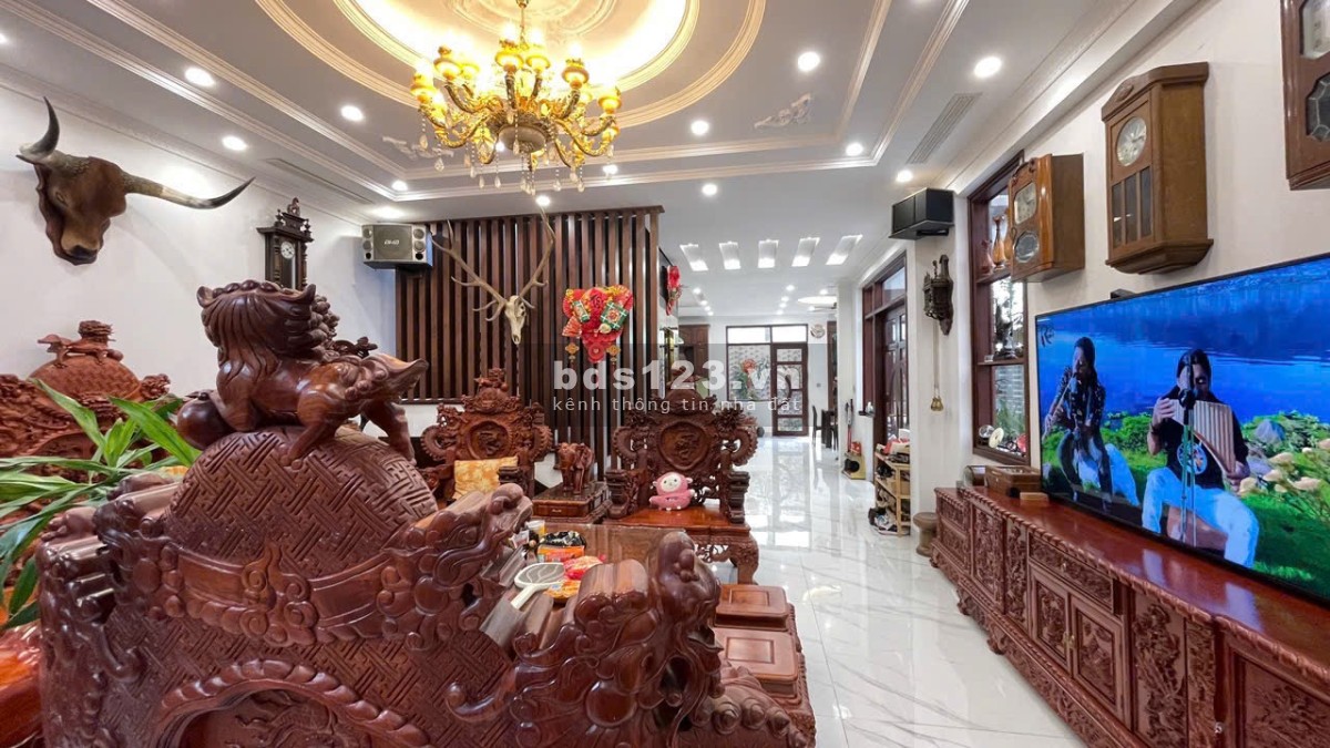 SIÊU PHẨM BIỆT THỰ FULL NỘI THẤT – THANG MÁY – SÂN VƯỜN RỘNG – TRUNG TÂM KĐT DƯƠNG NỘI – HÀ ĐÔNG