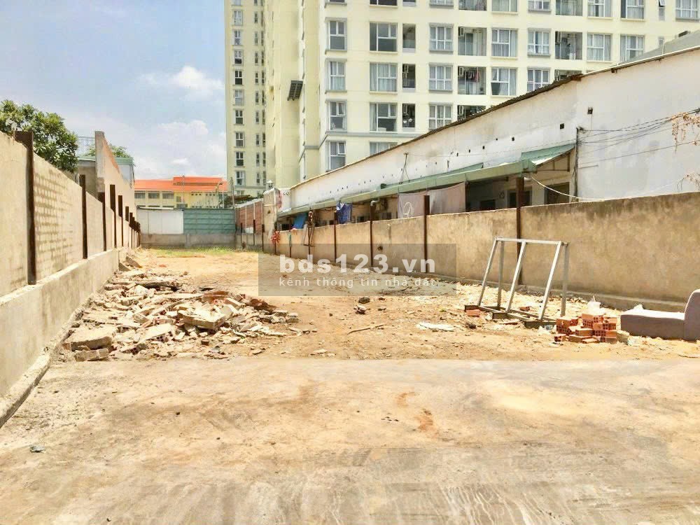 Cần bán lô đất FULL thổ cư Mặt Tiền Nguyễn Thị Thập Quận 7