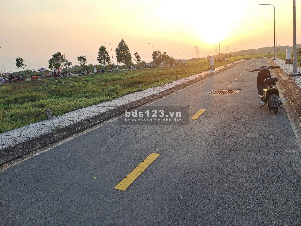 Chính chủ bán lô đất thổ cư 80m2 trong dự án Diamond City,…