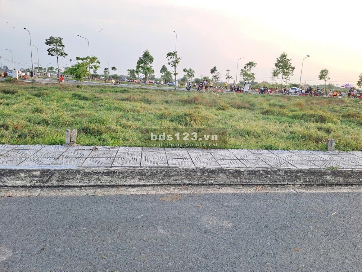 Chính chủ bán lô đất thổ cư 80m2 trong dự án Diamond City,…