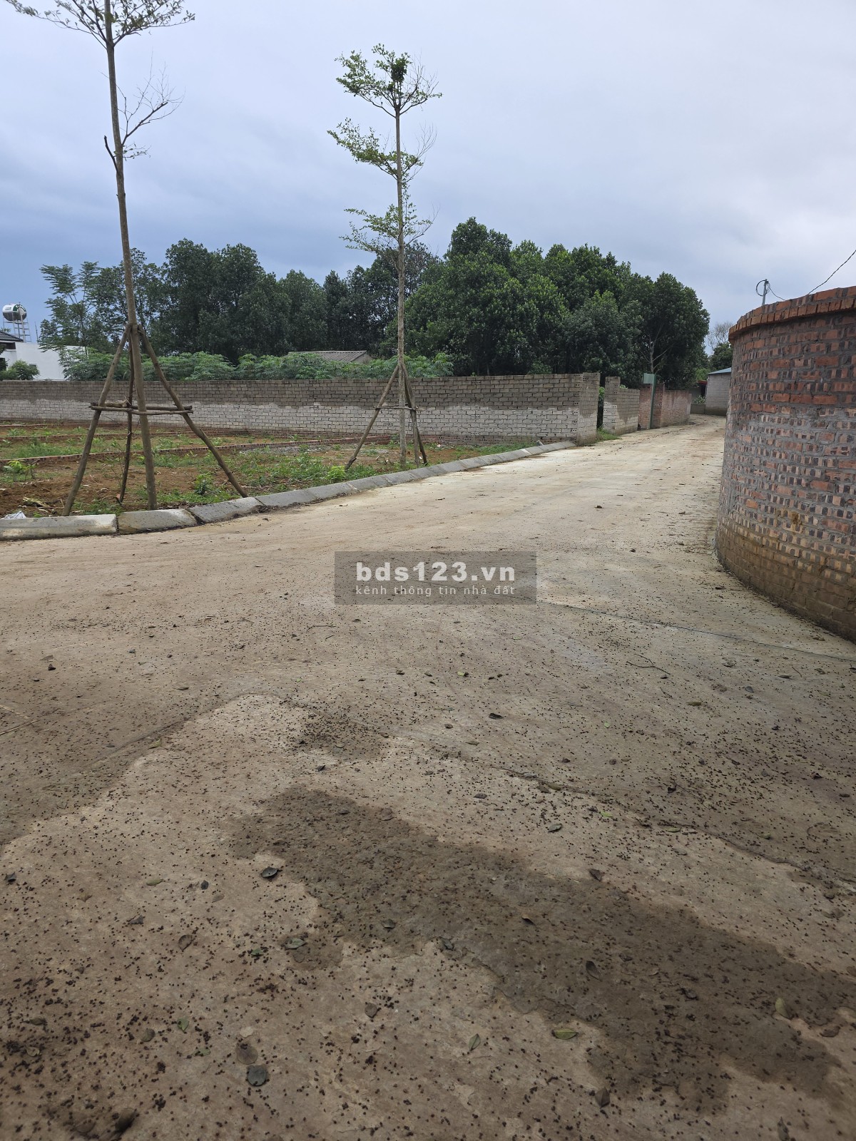 Đất vùng lõi công nghệ cao và FPT xung quanh nhà trọ phủ kín