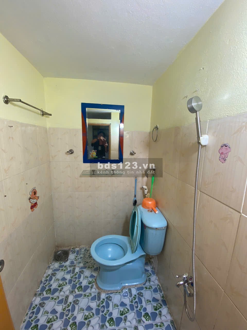 Cho thuê phòng trọ cao cấp máy lạnh đường 21 gần TTTM Gigamall.