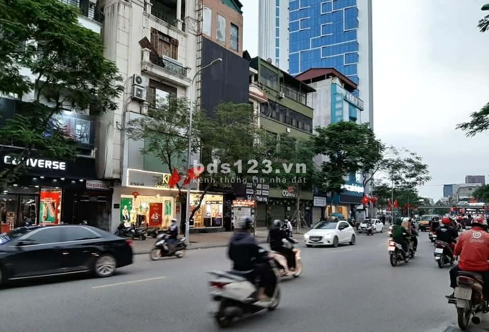 Phố Thái Hà Mặt Phố 41/50m2 x4Tầng, Lô Góc Kinh Doanh – Gara…