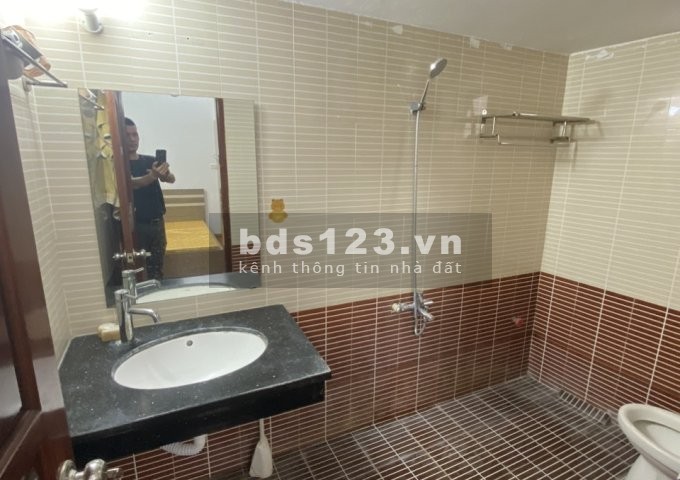 Cho thuê Căn hộ dịch vụ Tầng3 tại Số 98ngõ 116 Phan Kế…