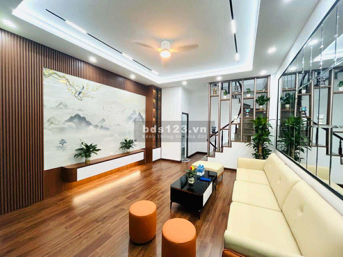 Cực hiếm bán nhà Bùi Xương Trạch, ô tô đỗ cửa, mặt…