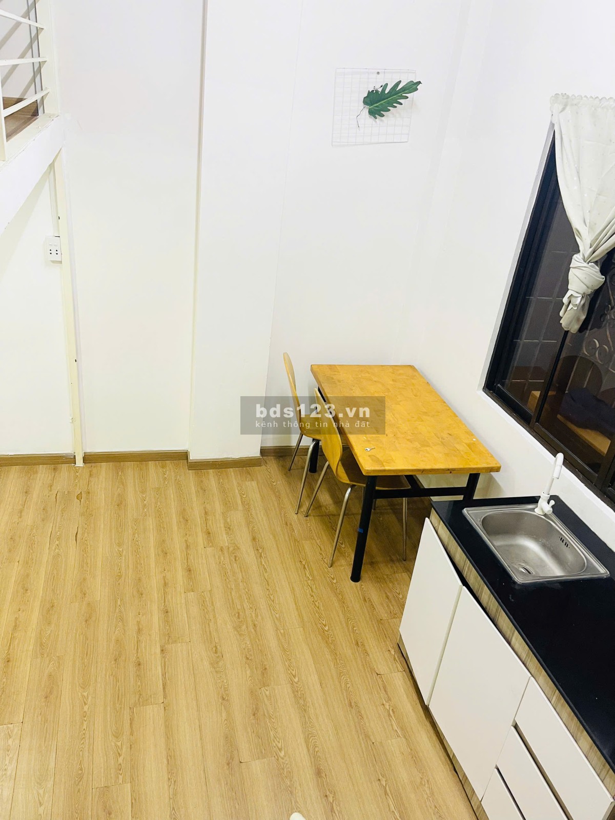 CHDV 30m2 gác cao cửa sổ lớn đường Giải Phóng Tân Bình chỉ…