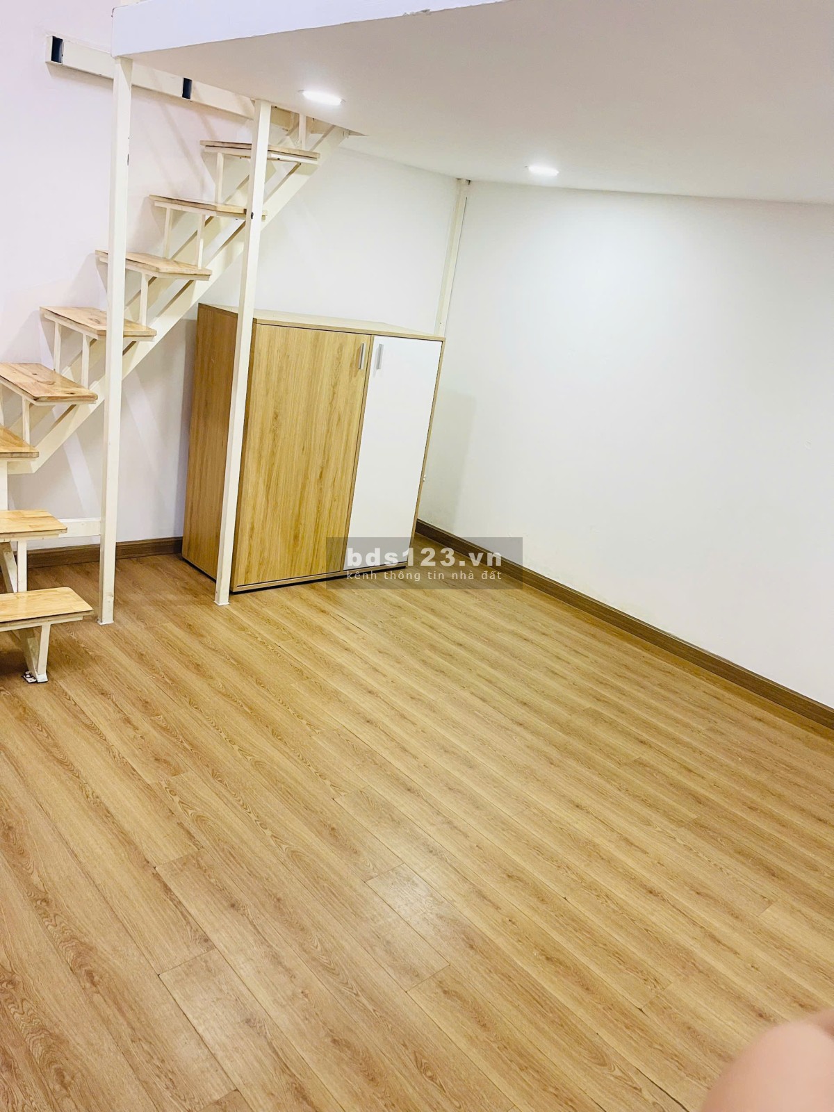 CHDV 30m2 gác cao cửa sổ lớn đường Giải Phóng Tân Bình chỉ…