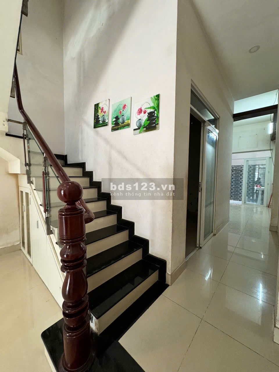 Cho thuê nhà MT đường số 11 P.BHH Bình Tân đúc 2.5 tấm 4pn