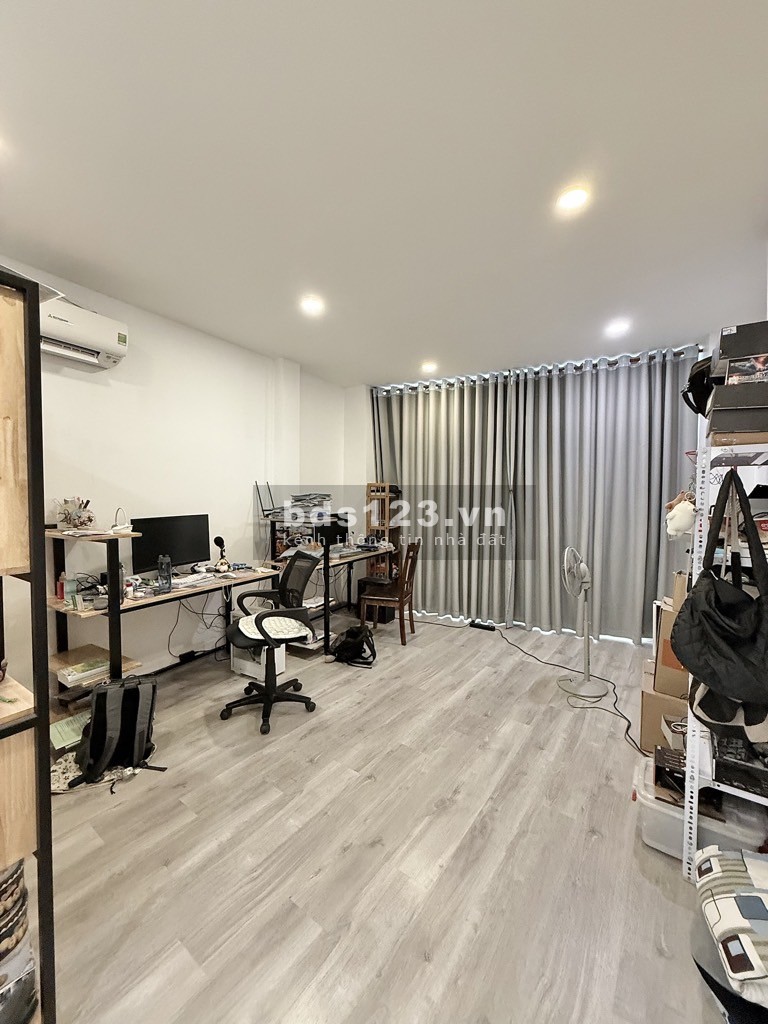 Bán Nhà Hẻm 6m, Phú Nhuận, Nội Thất đẹp, Khu An Ninh