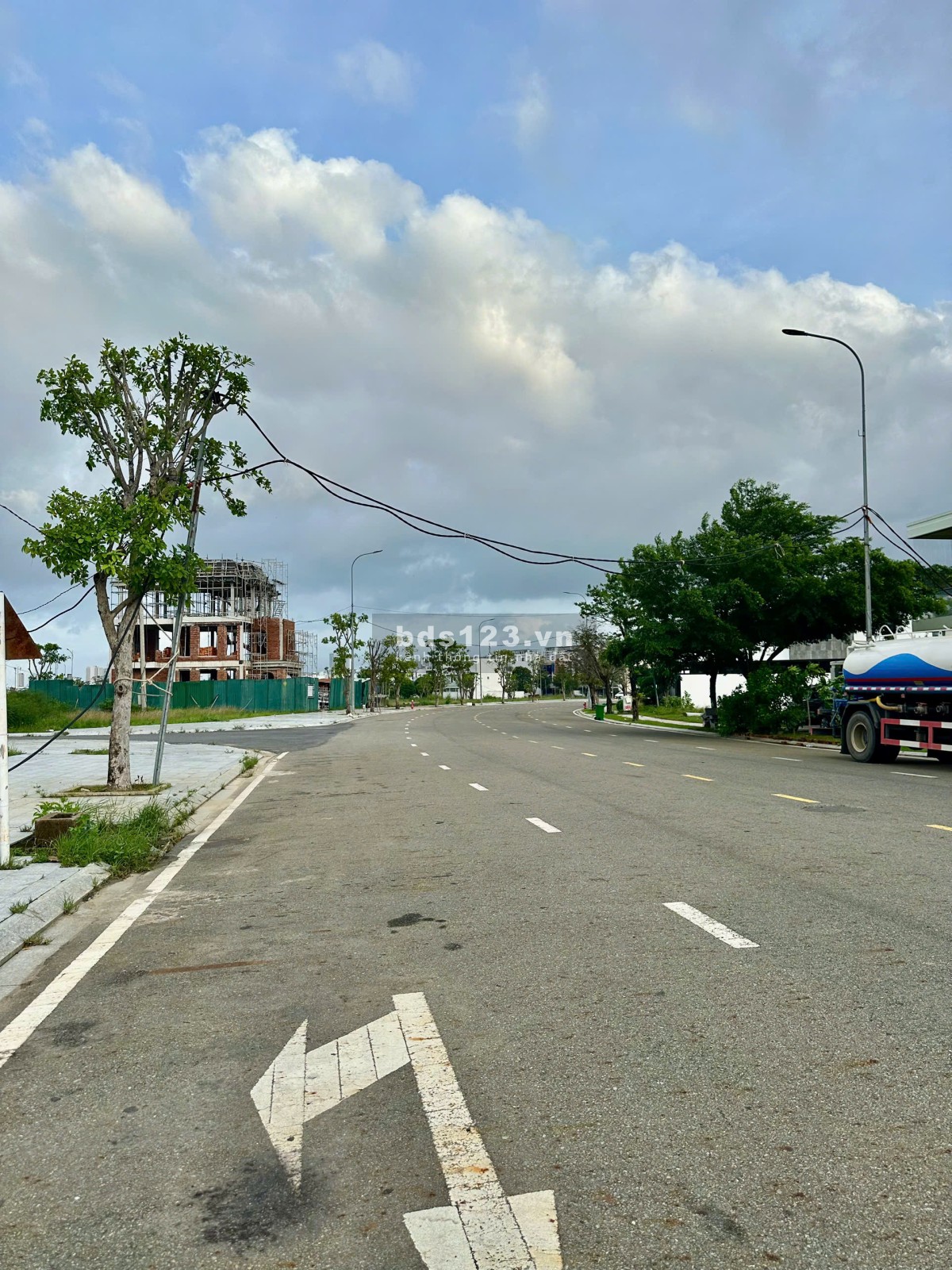 Nhà phố trung tâm – Không gian sống hiện đại & riêng tư