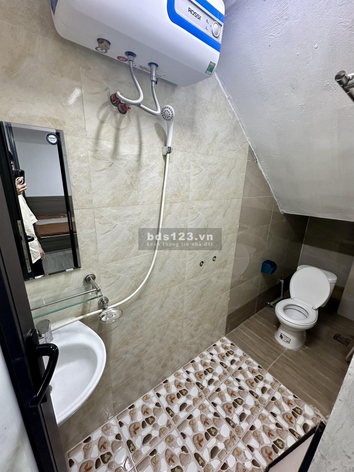 Phòng Đẹp Khu Vực Mễ Trì Thuận Tiện Ra Vào Trung Tâm