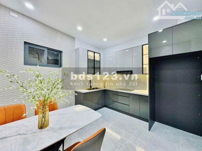 Bán nhà Lê Quang Định, Giáp ranh Bình Thạnh