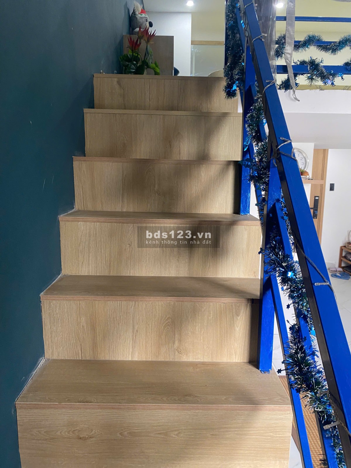 Cho thuê căn duplex đường CMT8 trung tâm Quận 3, ban công nhìn ra…