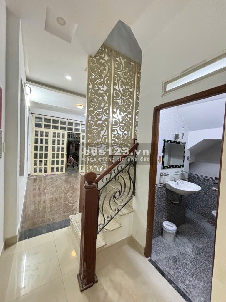 Nhà hẻm xe hơi Nguyễn Xí, Quận Bình Thạnh, 73m2 thổ cư, Chỉ…