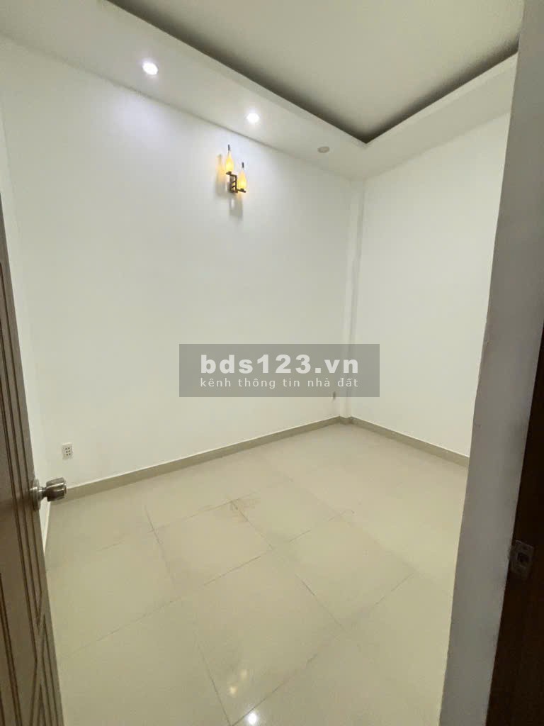 Nhà hẻm xe hơi Nguyễn Xí, Quận Bình Thạnh, 73m2 thổ cư, Chỉ…