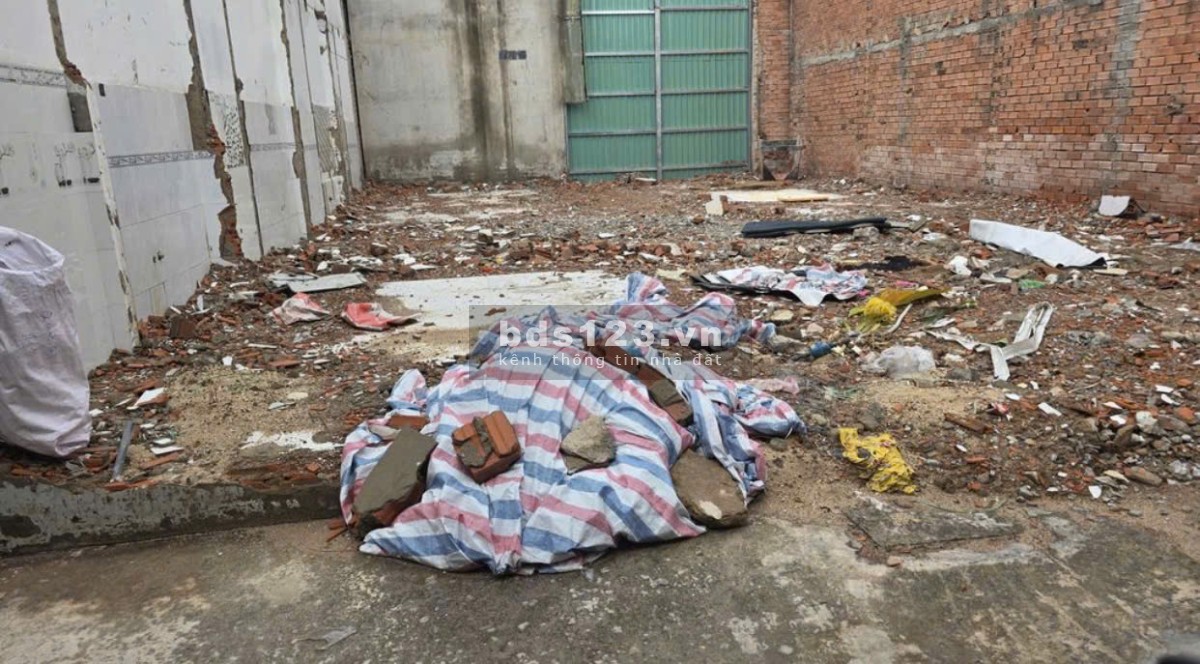 Bán đất thổ cư 1/ đường số 3, BHH Bình Tân hẻm xe hơi lớn