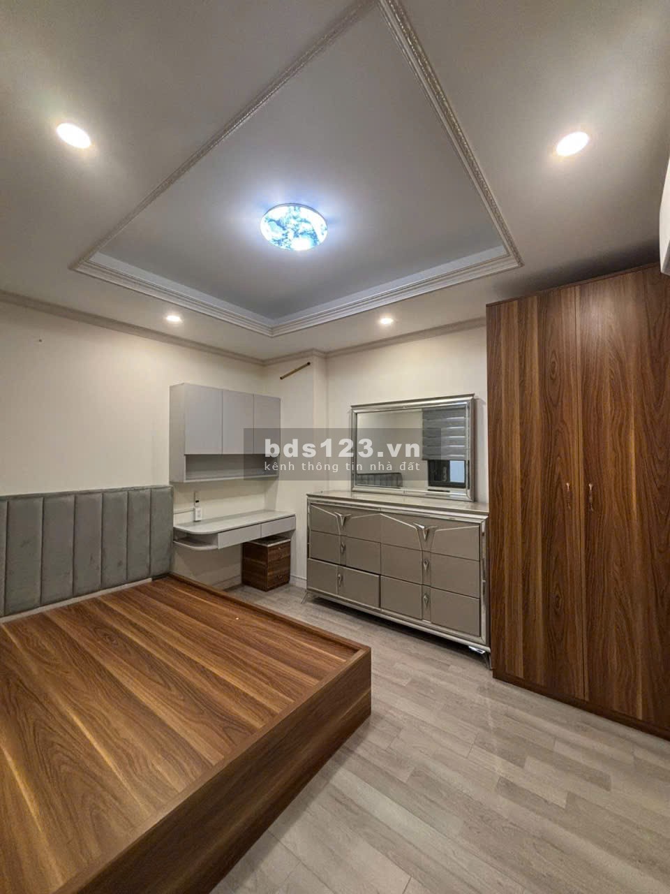 Chính chủ bán căn hộ Homyland Riverside 81m2 2PN tầng 25