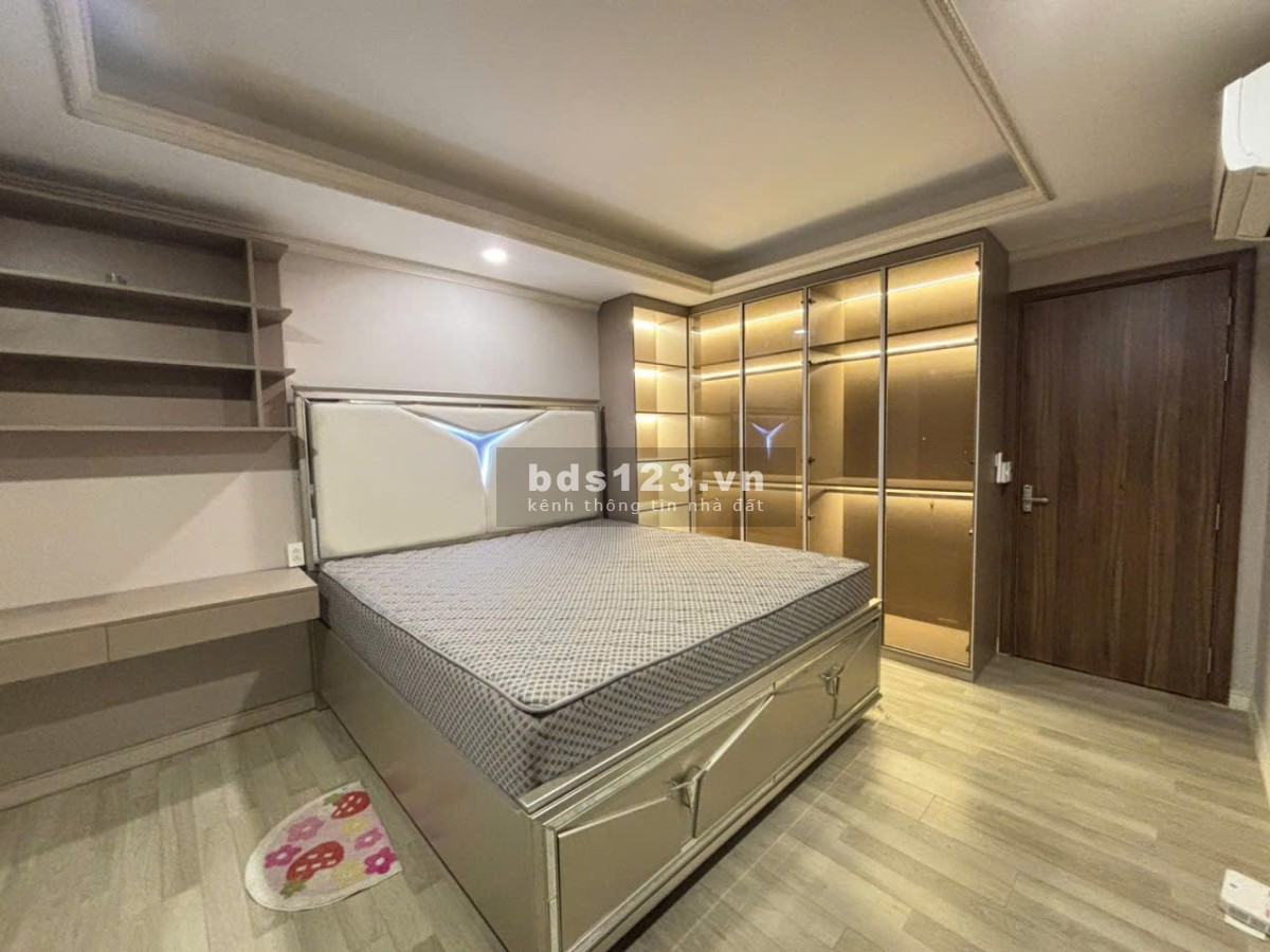 Chính chủ bán căn hộ Homyland Riverside 81m2 2PN tầng 25