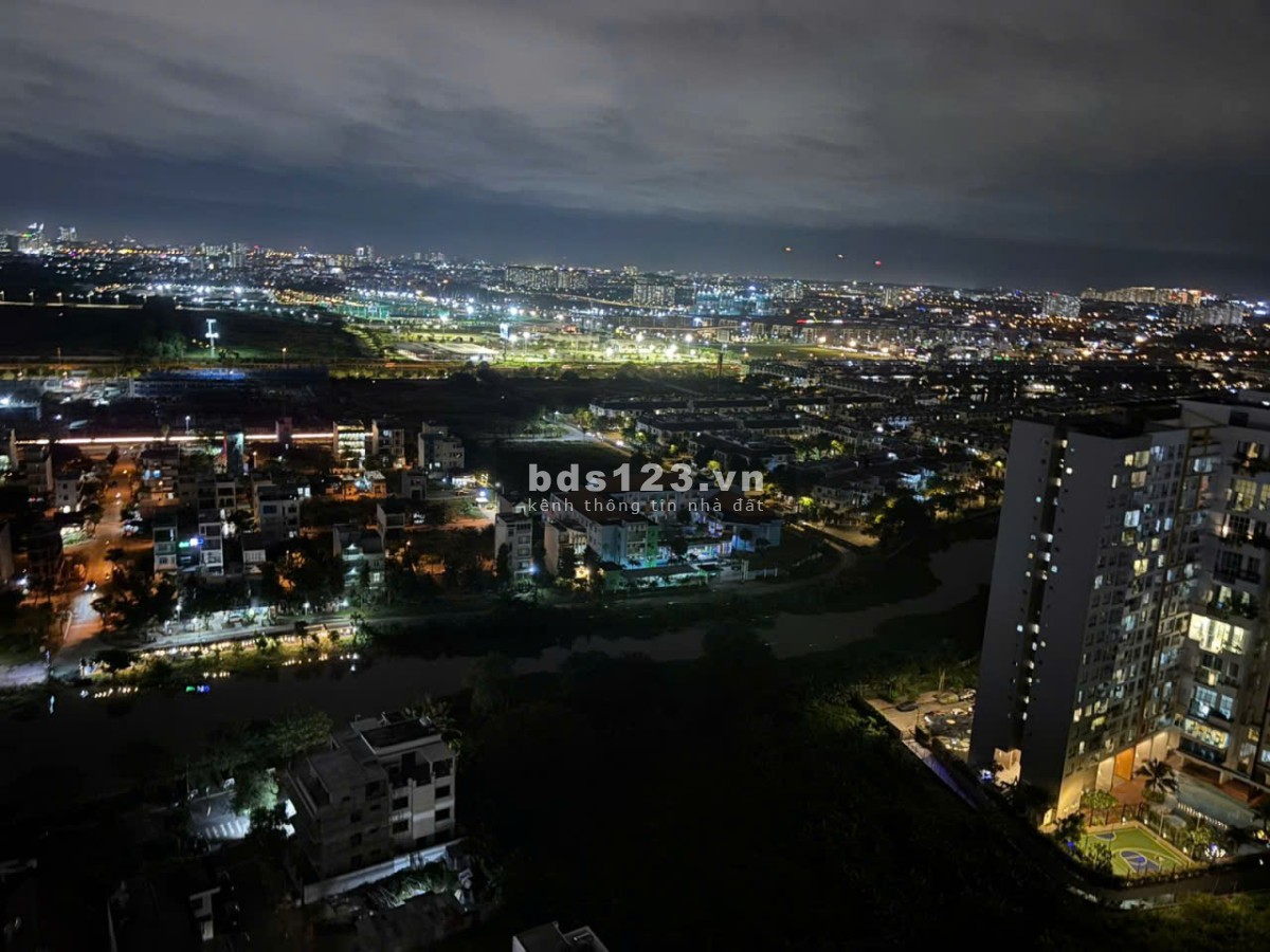 Chính chủ bán căn hộ Homyland Riverside 81m2 2PN tầng 25