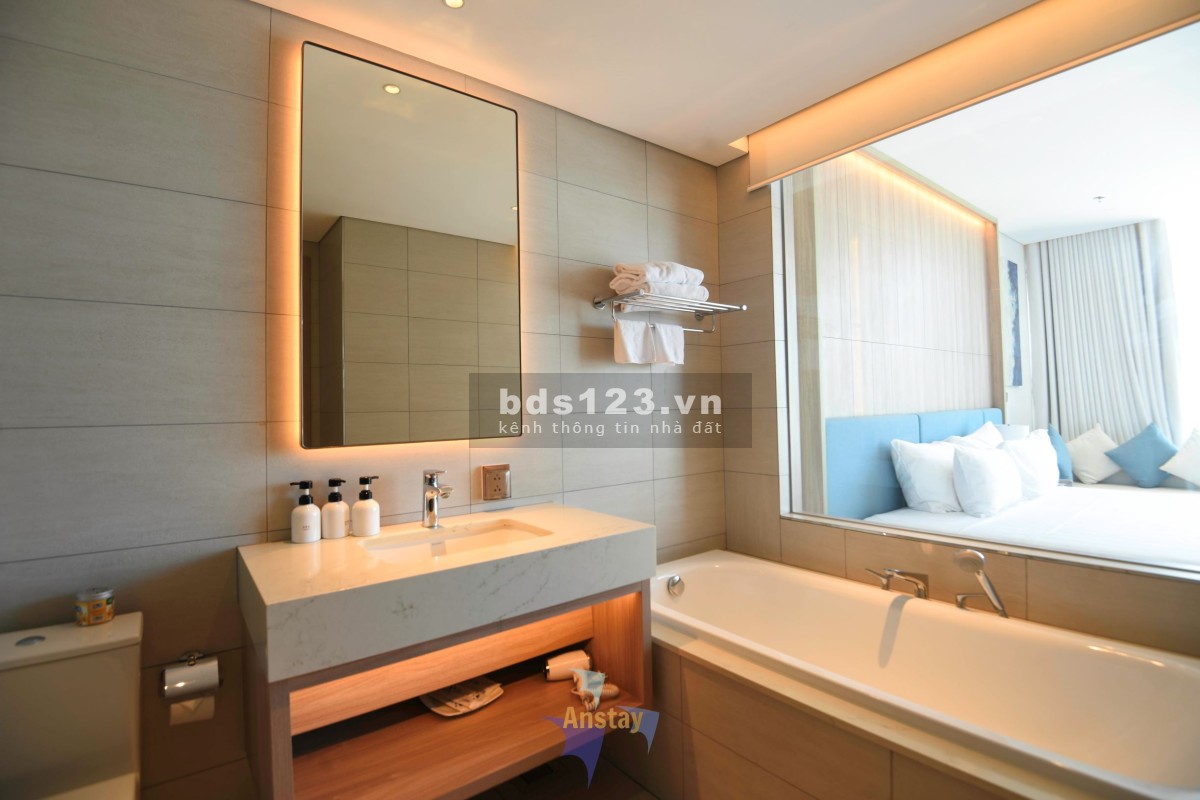 Bán căn hộ studio A La Carte Hạ Long 40m2 căn góc - view vịnh Hạ…