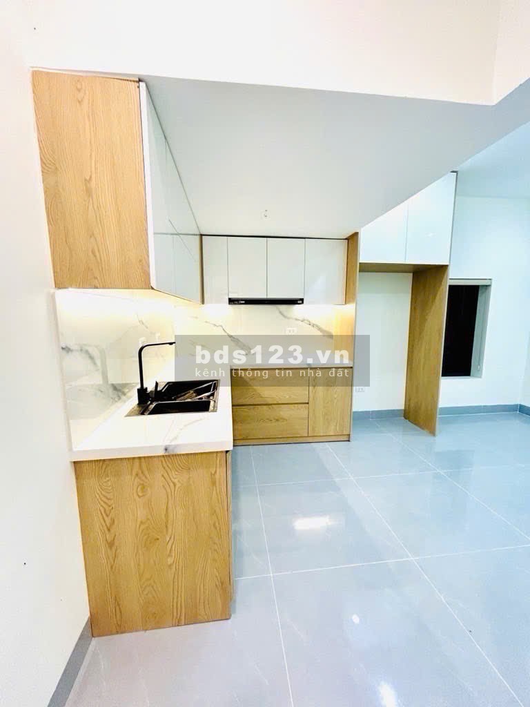 Phân lô – Gara ô tô – Full công năng – An ninh tốt – Tiện…