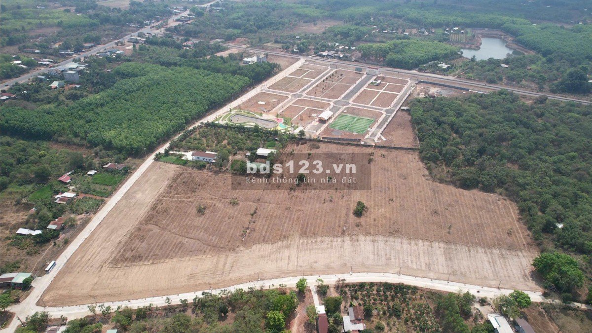Đất thổ Bình Phước cư sổ sẵn 18tr/m2.
