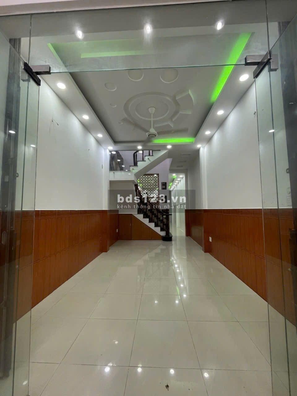 Bán nhà 1 lầu mặt tiền chợ Liên Khu 5-6 tiện kinh doanh đa ngành