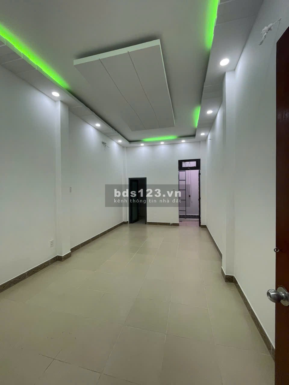 Bán nhà 1 lầu mặt tiền chợ Liên Khu 5-6 tiện kinh doanh đa ngành