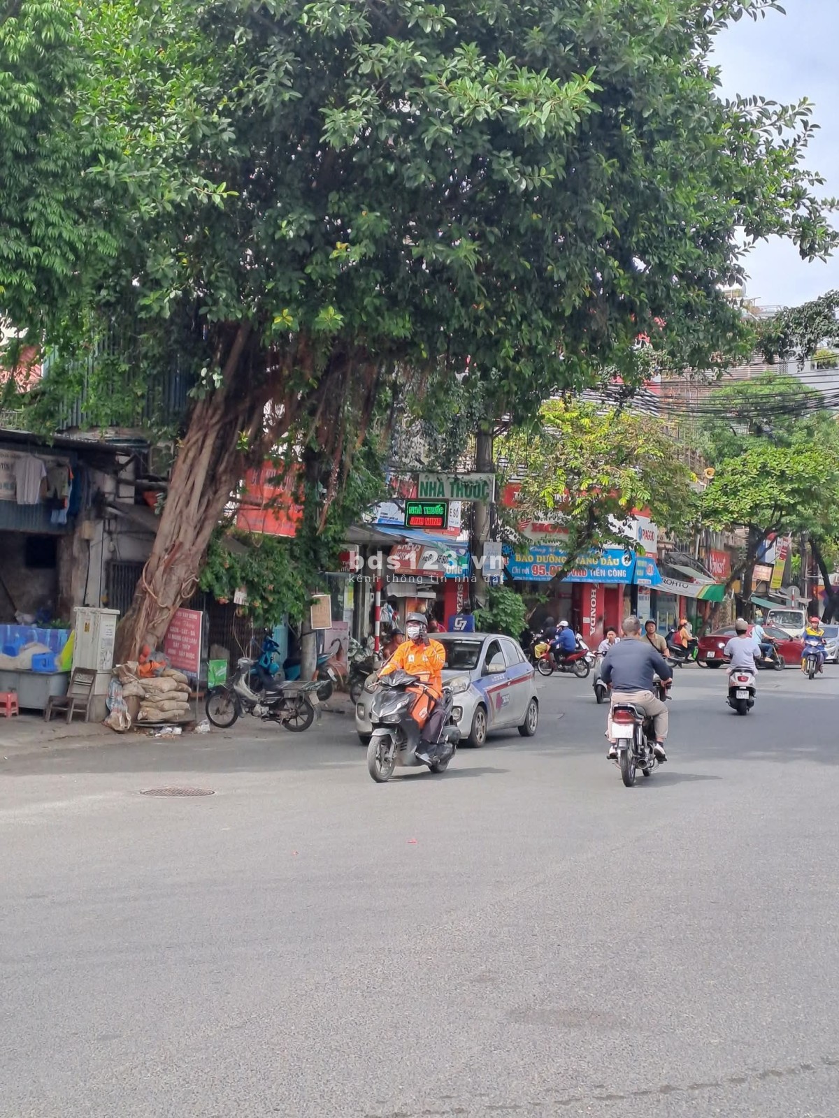 SIÊU PHẨM LÔ GÓC – VĂN MIẾU QUỐC TỬ GIÁM – TRUNG TÂM…
