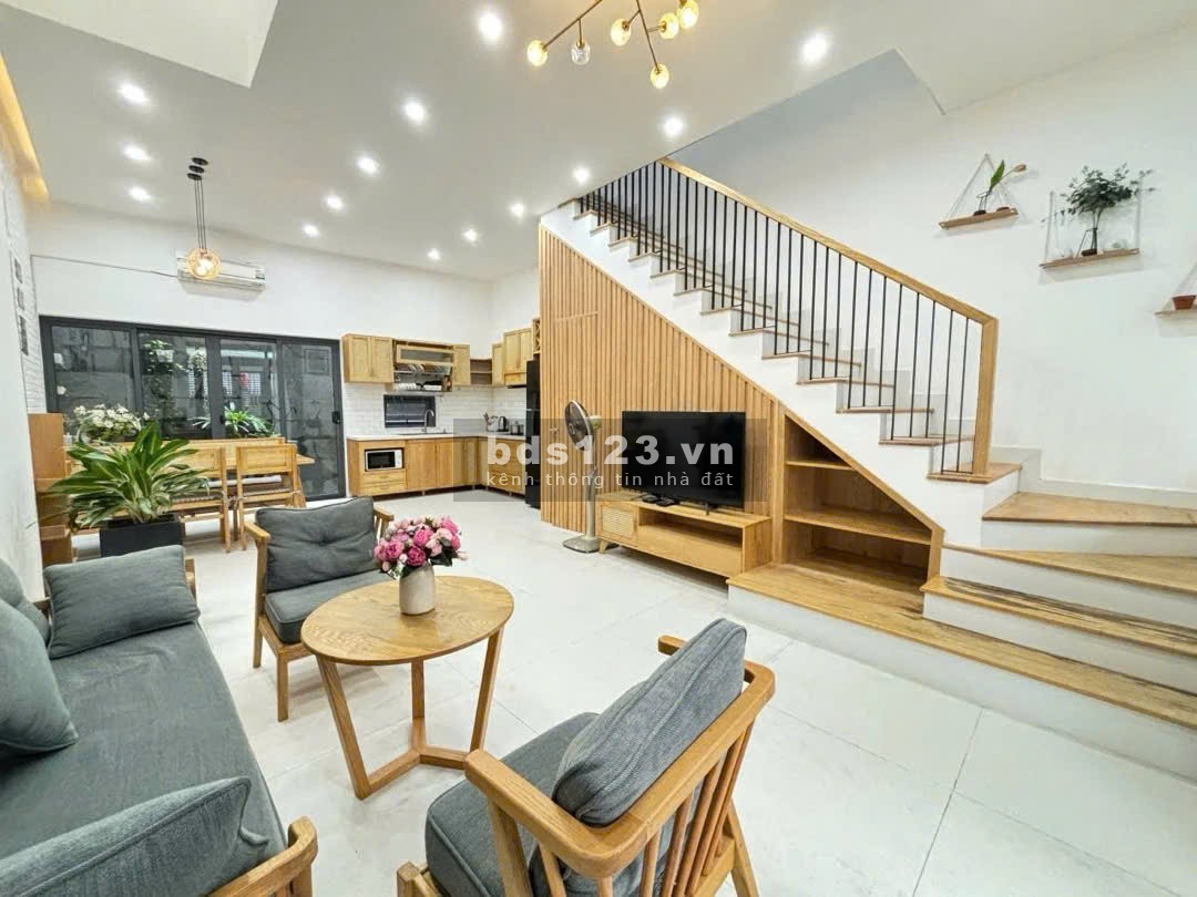 CHO THUÊ NHÀ NGUYÊN CĂN 3 PHÒNG NGỦ, FULL NỘI THẤT Ở NGAY PHỐ…