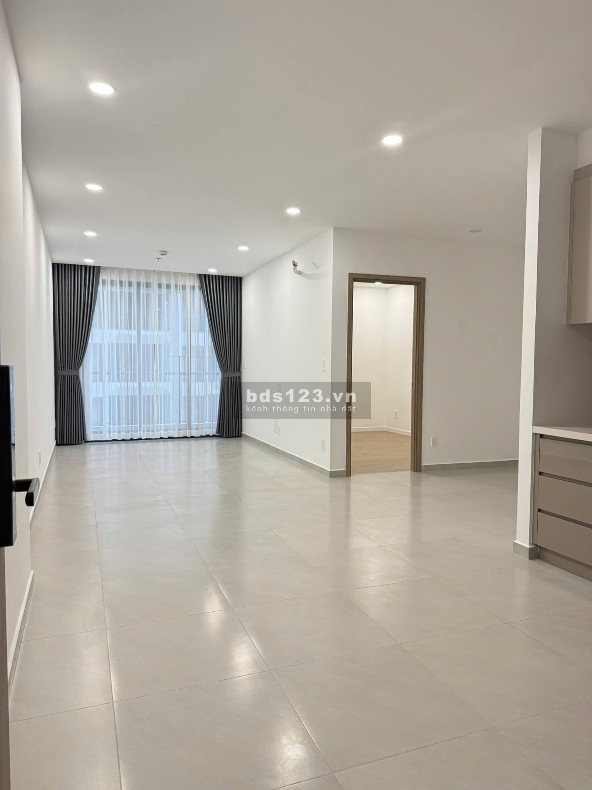 Rổ hàng F0 MT EASTMARK CITY: 1PN+_2PN_3PN Giá chỉ từ 3,3 tỷ. Bàn giao full. Sổ hồng trao tay_Ở ngay