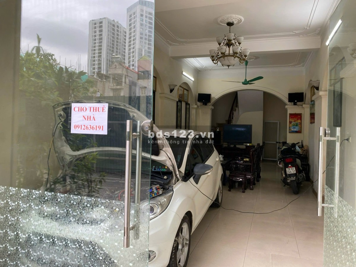 Chính chủ: Nhà 5 tầng, trục chính, 2 ô tô vào được, xung…