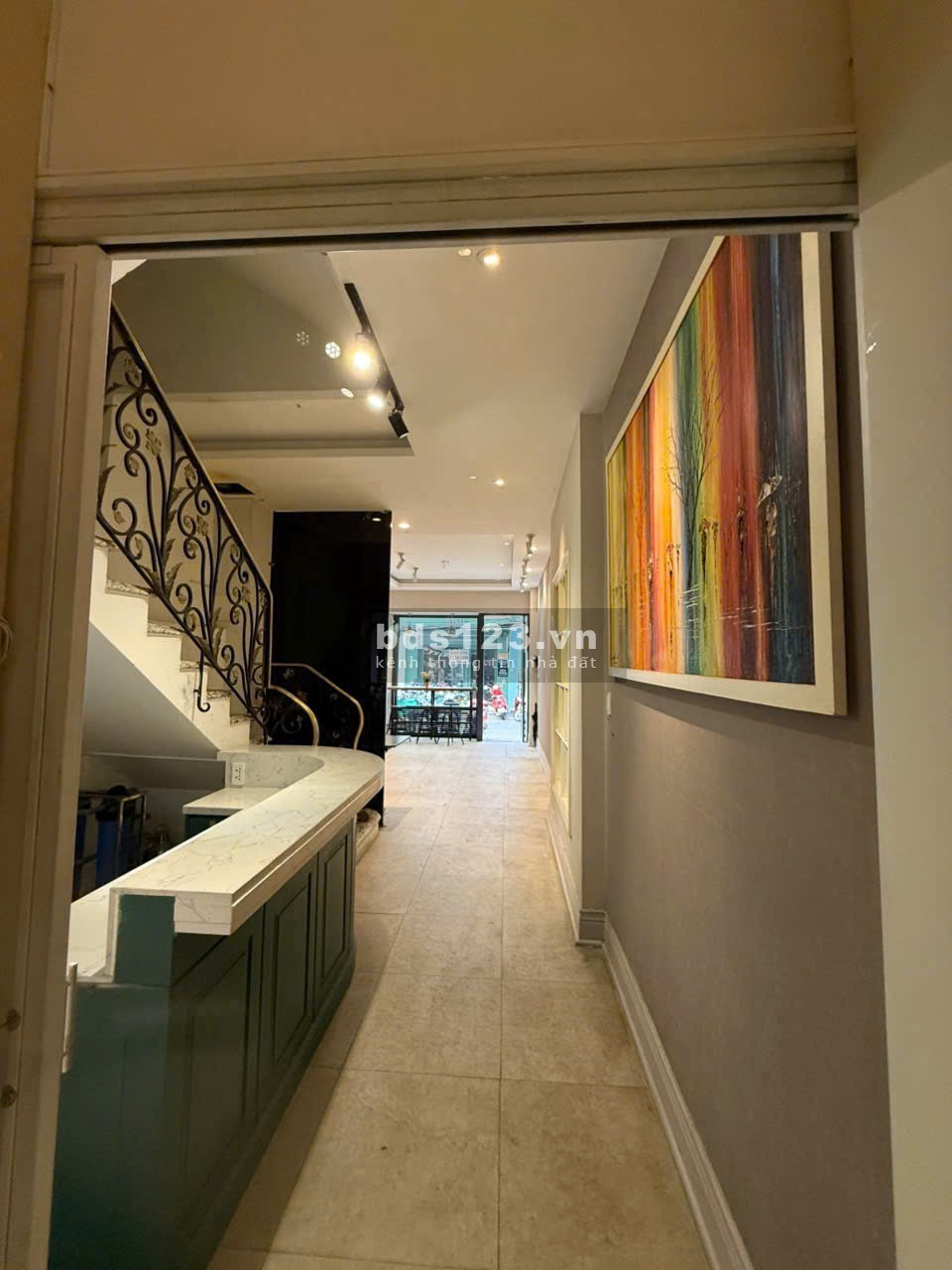 Cho thuê mặt bằng 150/31 Nguyễn Trãi Q1 siêu đẹp